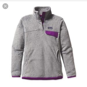 NWOT Patagonia Grey Fleece Pullover w/ Purple Trim